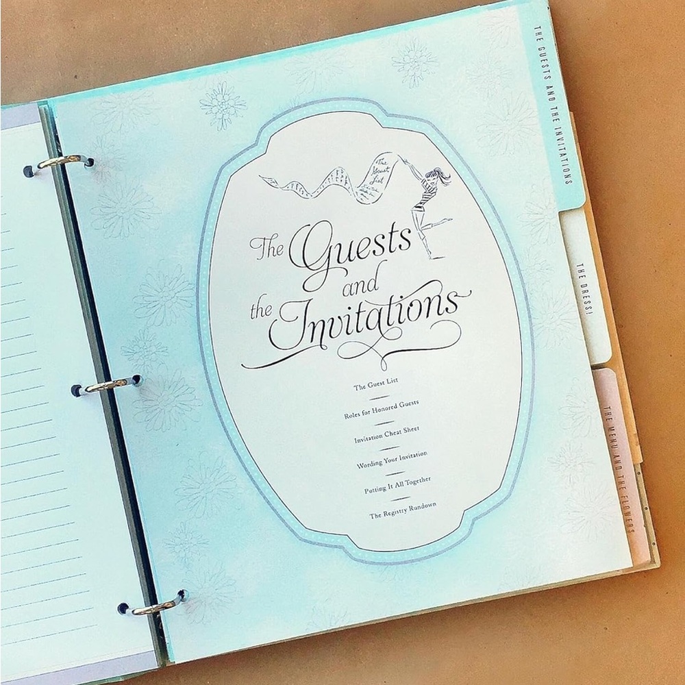 Wedding Planner Organizer/Planner Binder with Tabs & Bonus Pen & Holder - NWOT